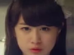 帮朴智妍吃苹果