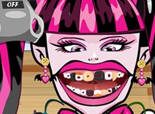 怪物高校女孩看牙